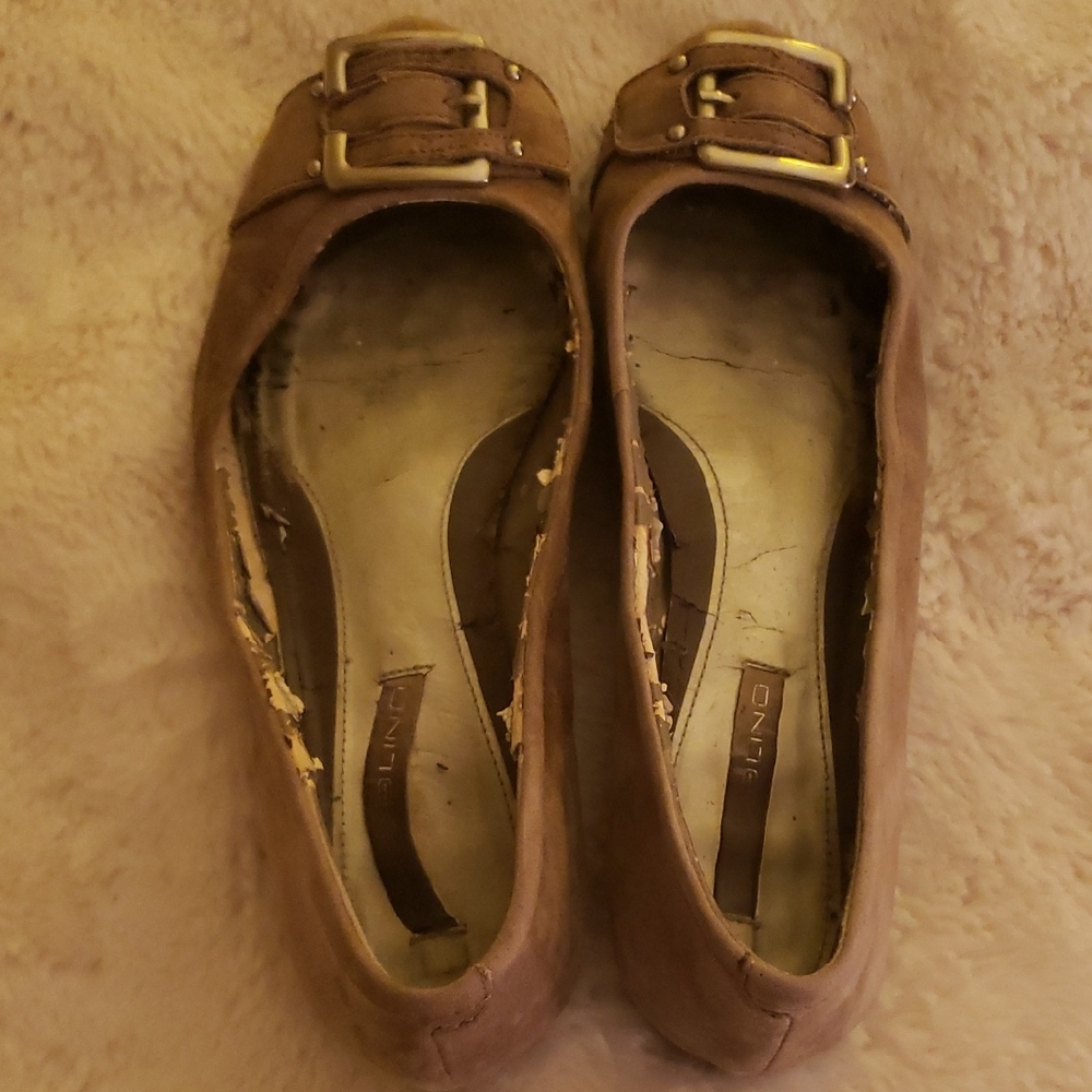 Tan Leather Buckle Ballet Flats - Preloved * Needs Repair See Photos